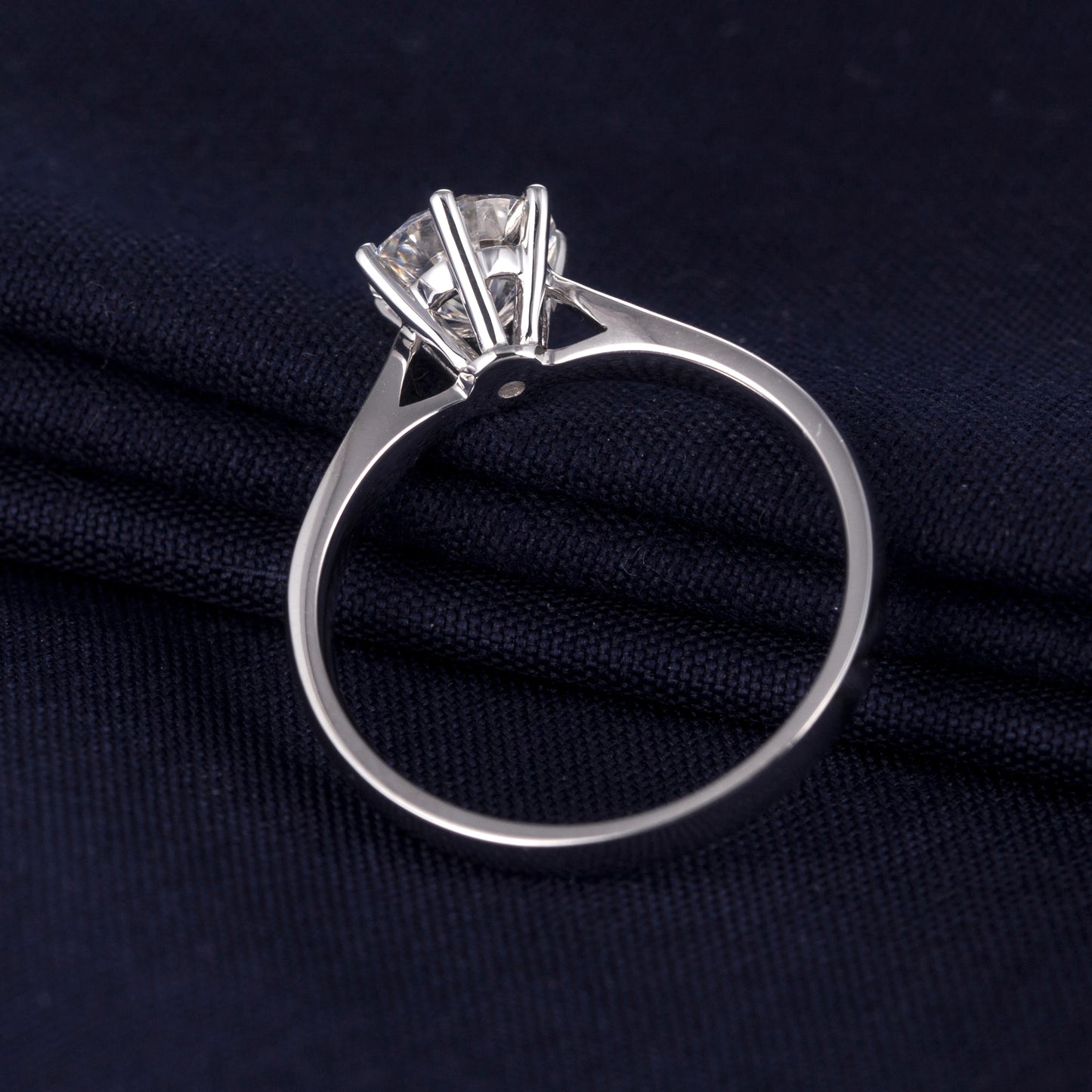 Solitaire Diamond Ring (0.30ct ~ 1.50ct)